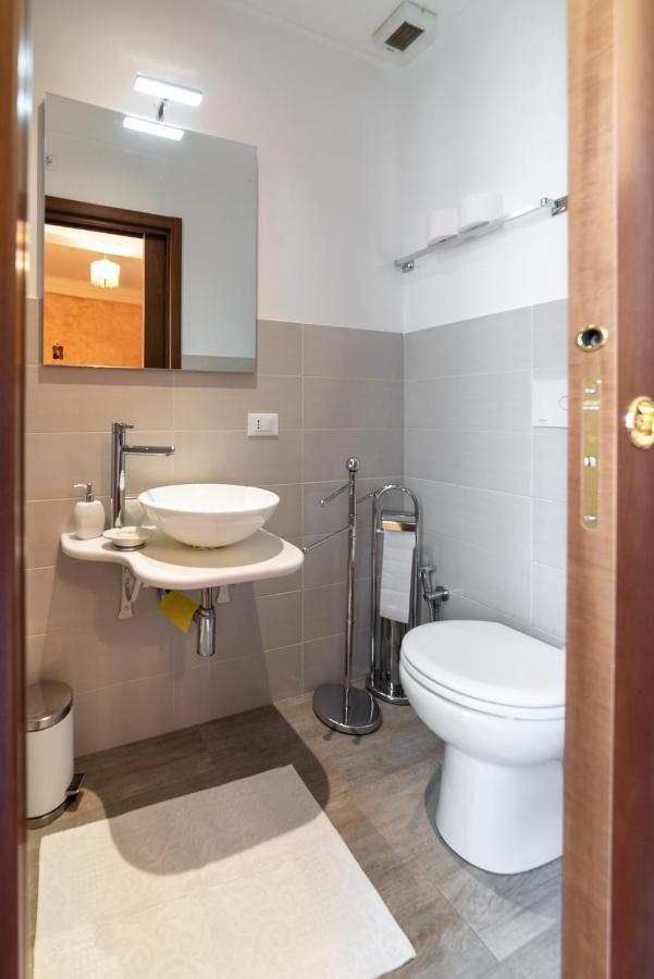 Villa Agriturismo Castel Dho à Castel Vittorio Extérieur photo